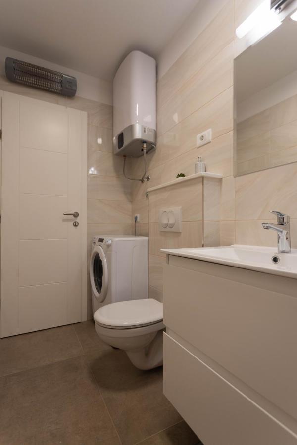 Apartman Marel Žrnovnica Exterior foto